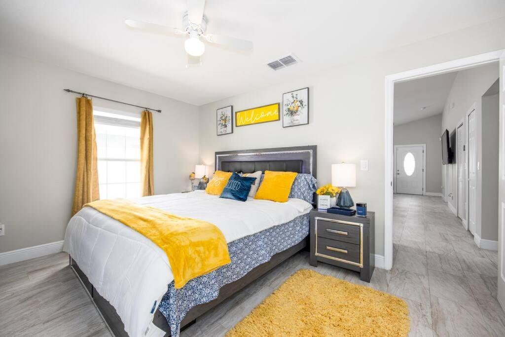 Modern Luxury Home Located In Tampa! エクステリア 写真