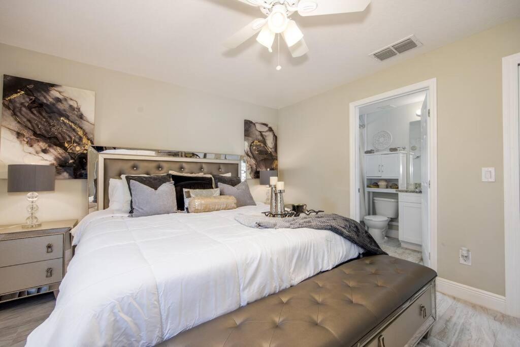 Modern Luxury Home Located In Tampa! エクステリア 写真